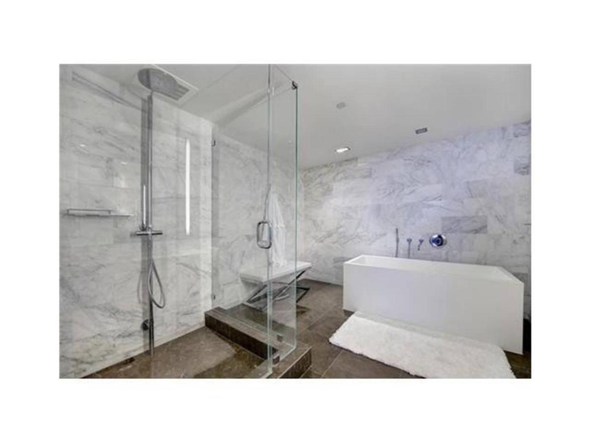 Luxury Boutique Suite Collins Ave Miami Beach Bagian luar foto