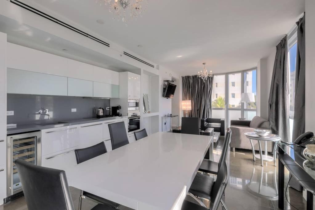 Luxury Boutique Suite Collins Ave Miami Beach Bagian luar foto