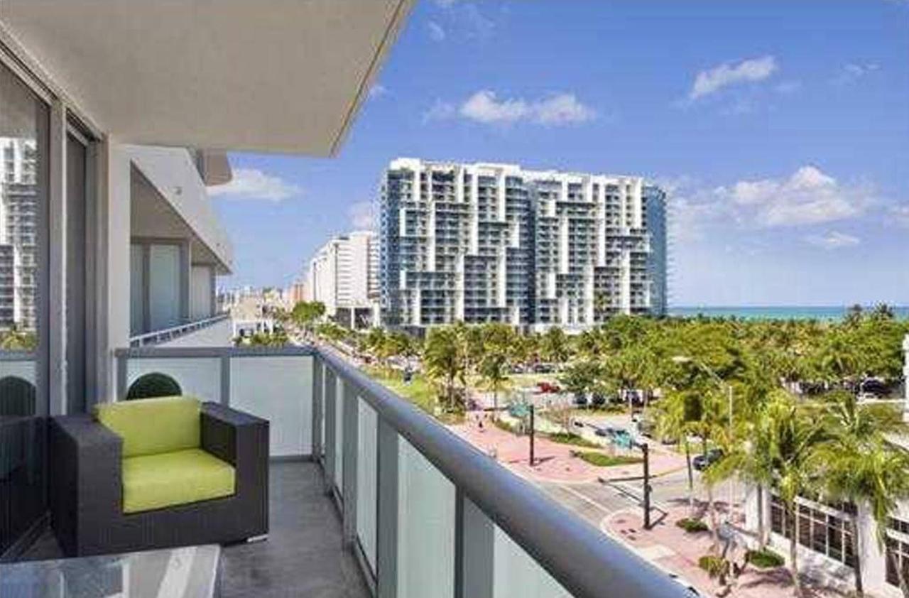 Luxury Boutique Suite Collins Ave Miami Beach Bagian luar foto